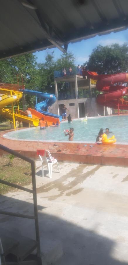 Las Bioma'S Aqua-Park Hotel Вила Тунари Екстериор снимка